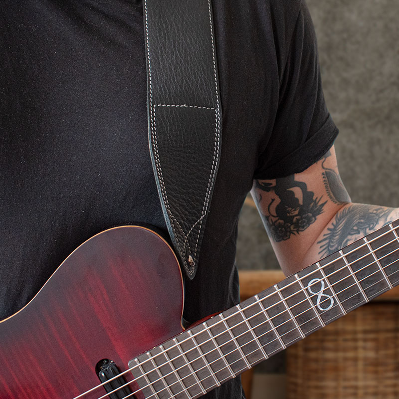 Correa Guitarra ajustable cuero color negro, Empresas CTM
